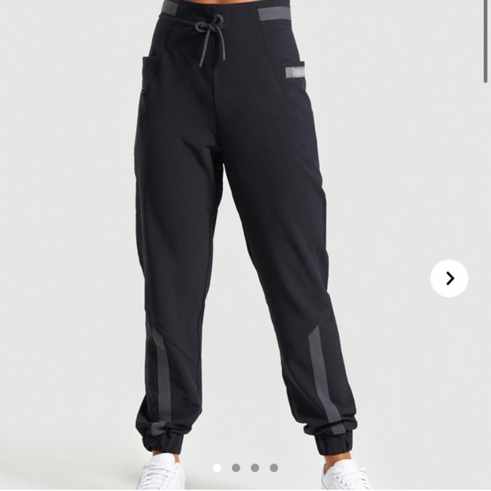 💪🏻GYMSHARK BOX UTILITY JOGGERS💪🏻